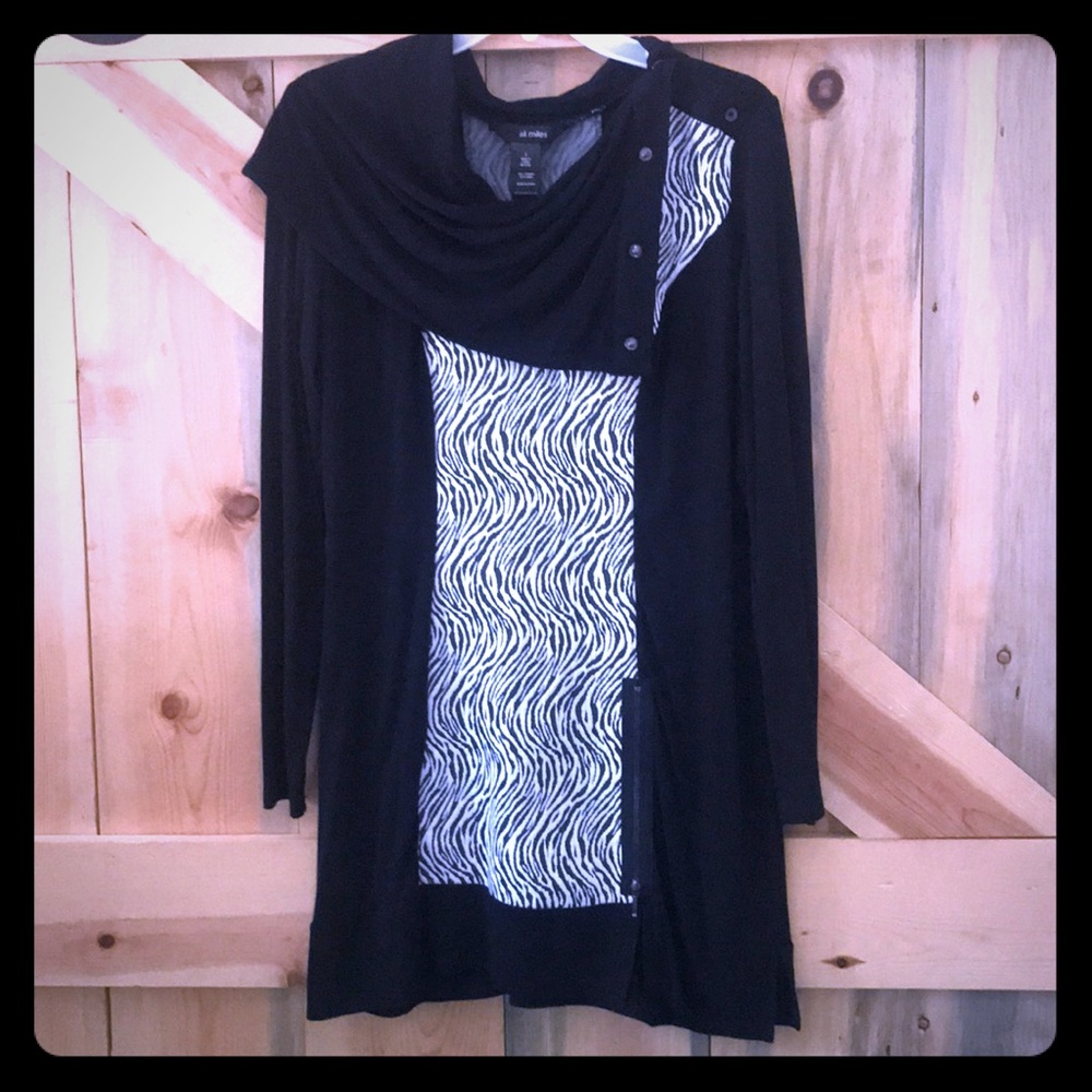 Black long sleeved dress